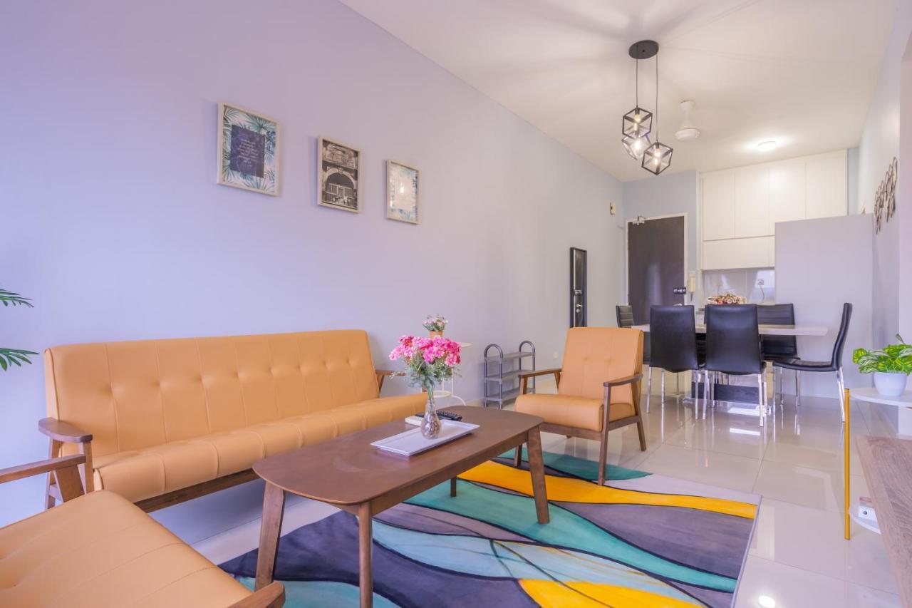 Peaceful 3-Bedroom With Pool 5 Pax - Wangsa Maju 쿠알라룸푸르 외부 사진